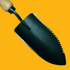 DeWit Serrated Hand Trowel with ash handle zoom in on head