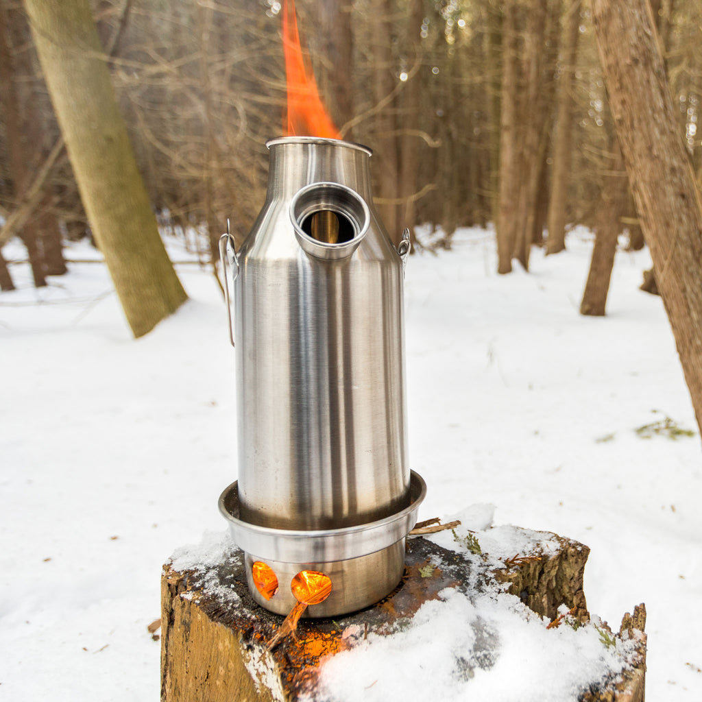 Kelly Kettle Stainless Steel Base camp 1.6l in use with fire
